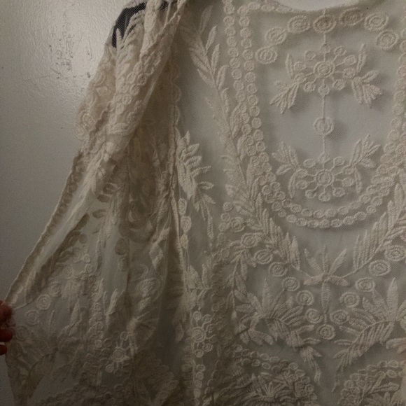 Short sleeve boho lace cardigan/coverup - Picture 6 of 6